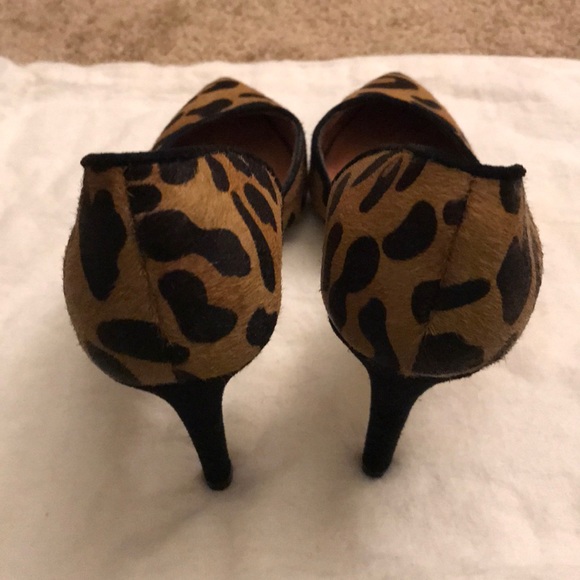 Shoes - Picture 3 of 4